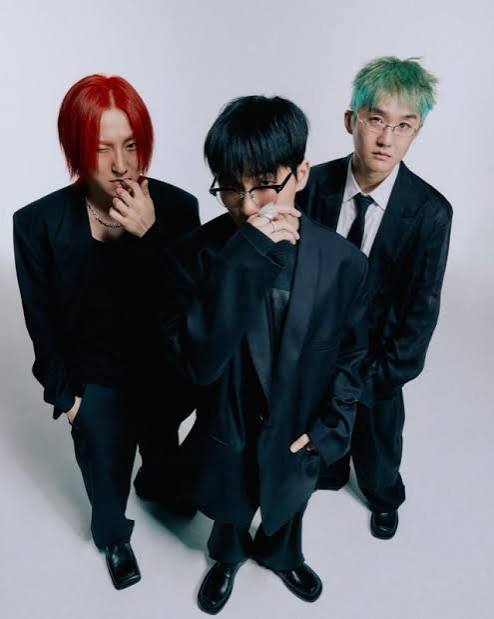 K-pop releases van wave to earth