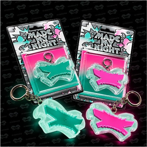 LE SSERAFIM 2ND SINGLE ALBUM 'MADE MY NIGHT' GLOW CLICKER KEYCHAIN VER. K-pop album