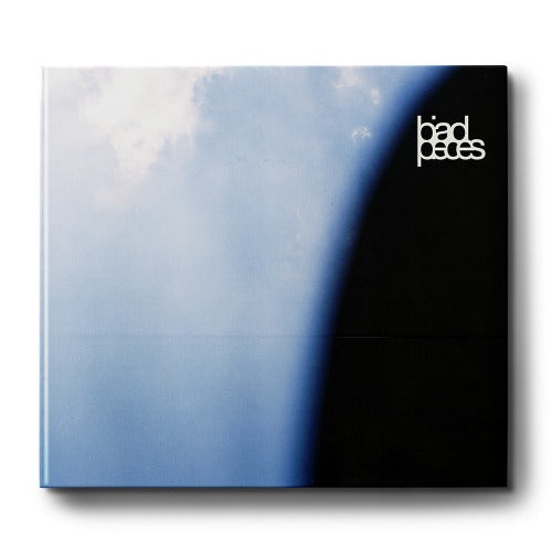 WAVE TO EARTH - BAD PIECES (Photobook)