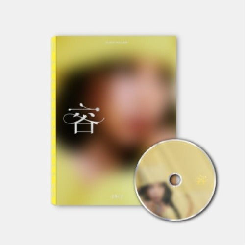 SOLAR - FACE (1ST MINI ALBUM) FACE VER. - K-pop product
