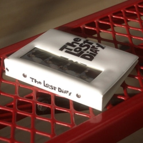 UNE - THE LOST DIARY (USB) - K-pop product
